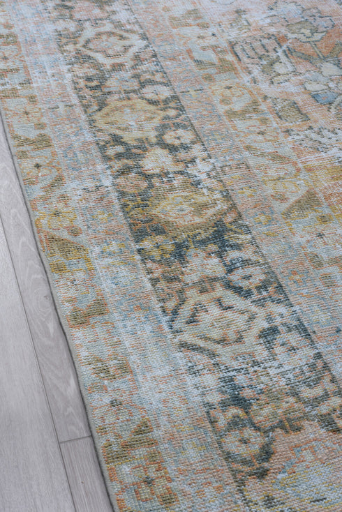 Antique Mahal Area Rug (8' x 11')